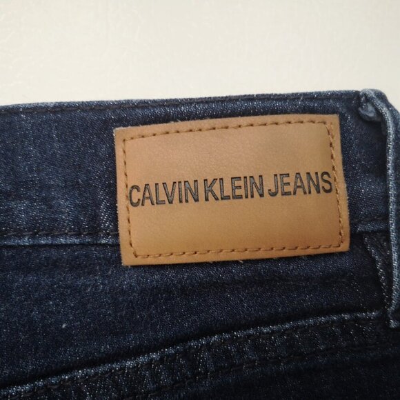 Calvin Klein Jeans Ladies Size 4 Dark Wash High Rise Skinny Blue Jeans - Picture 9 of 14